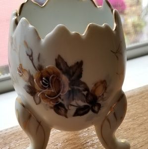 Vintage Napco egg shell vase
